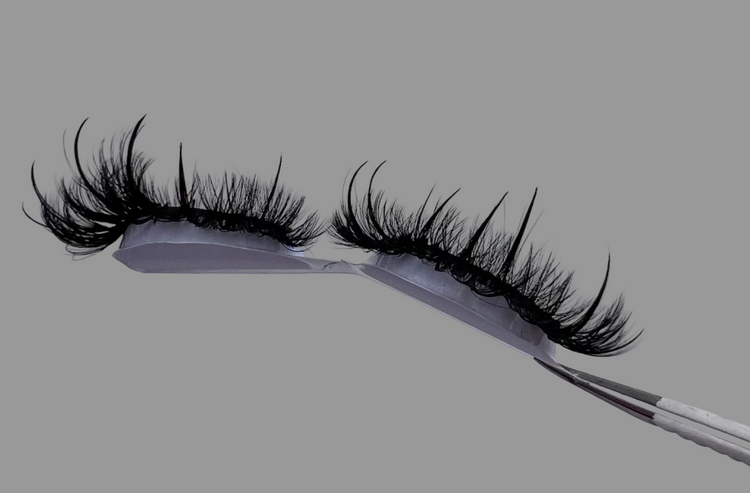 Custom-Made Lash Strips