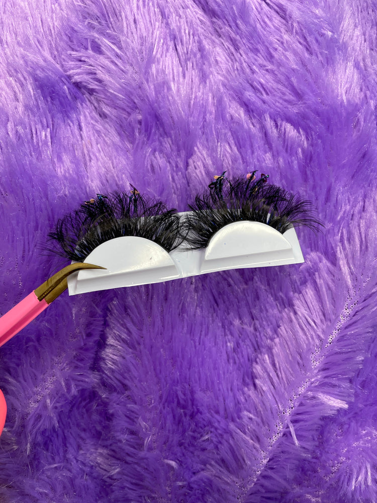 Custom-Made Lash Strips